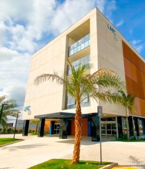 lmc-hospital-fachada